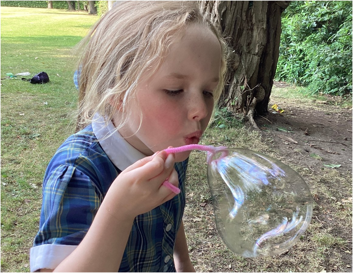 Year 3 and 4 STEM - Incredi Bubbles