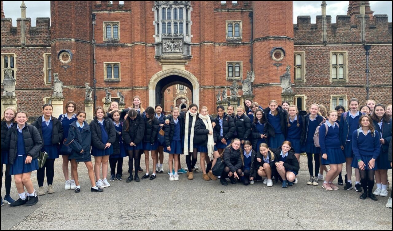 Y8 History Trip to Hampton Court